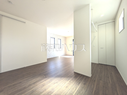 2号棟　リビング　【東村山市久米川町３丁目】／撮影日2026/02/19