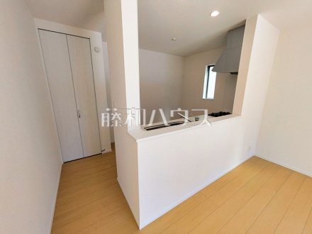 A号棟　キッチン　【府中市日新町３丁目】／撮影日2026/03/08