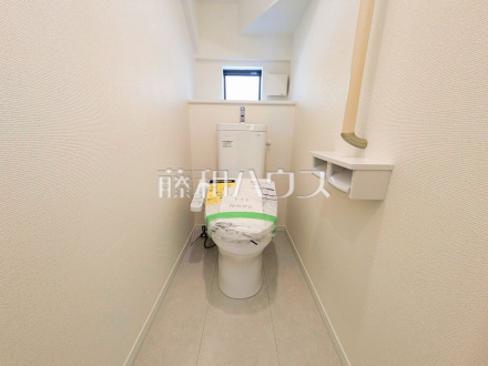 A号棟　トイレ　【府中市日新町３丁目】／撮影日2026/03/08