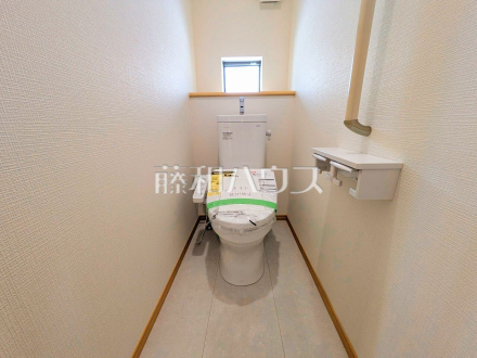 B号棟　トイレ　【府中市日新町３丁目】／撮影日2026/03/08