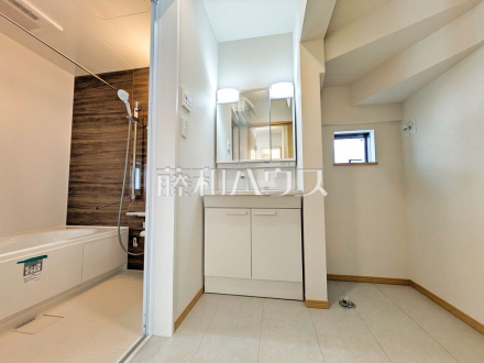 B号棟　洗面室　【府中市日新町３丁目】／撮影日2026/03/08