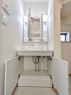 B号棟　洗面室　【府中市日新町３丁目】／撮影日2026/03/08