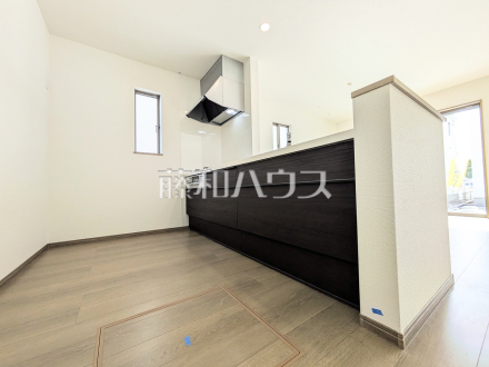 D号棟　キッチン　【府中市日新町３丁目】／撮影日2026/02/27