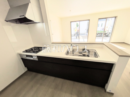 D号棟　キッチン　【府中市日新町３丁目】／撮影日2026/02/27