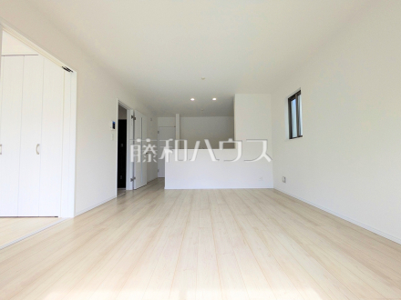 F号棟　リビング　【府中市日新町３丁目】／撮影日2026/02/27