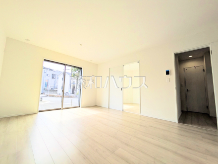 F号棟　リビング　【府中市日新町３丁目】／撮影日2026/02/27