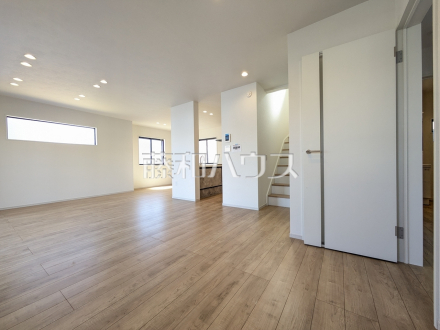 1号棟　リビング　【日野市万願寺６丁目】／撮影日2026/02/21