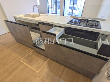 4号棟　キッチン　【日野市万願寺６丁目】／撮影日2026/03/07