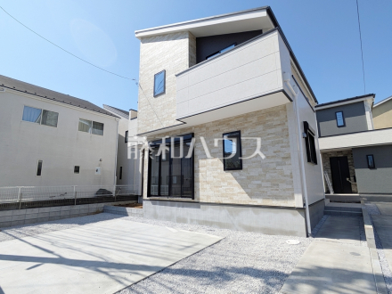 4号棟　外観　【日野市万願寺６丁目】
順調に工事が進んでいます。実際の街並みの様子が段々見えて参りました。ぜひ実際に現地をご見学下さいませ。　／撮影日2026/02/26