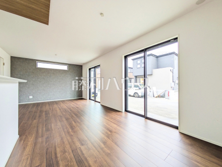 1号棟　リビング　【新座市石神２丁目】／撮影日2026/03/23