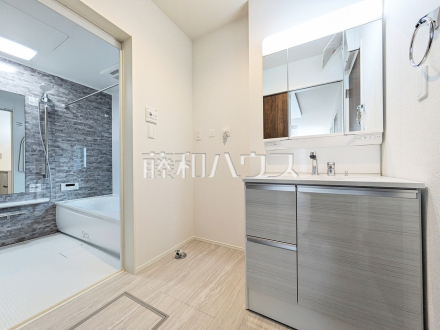 4号棟　洗面室　【新座市石神２丁目】／撮影日2026/03/23