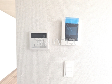 10号棟　TVモニター付インターホン　【新座市石神２丁目】　TVモニター付きインターホンのため訪問者がひと目で分かります／撮影日2026/04/09