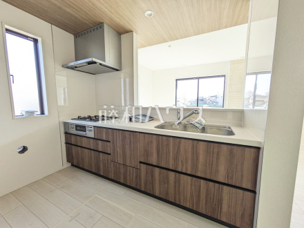 9号棟　キッチン　【新座市石神２丁目】／撮影日2026/03/23