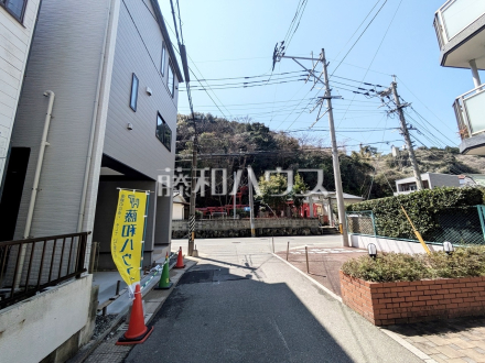 接道状況および現場風景　【福岡市中央区港３丁目】／撮影日2026/03/23