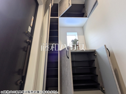 3号棟　玄関収納　【三鷹市上連雀８丁目】／撮影日2025/12/11