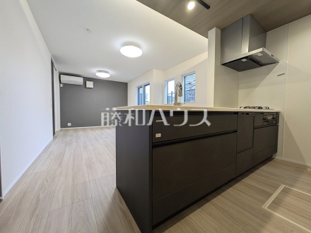 4号棟　キッチン　【三鷹市上連雀８丁目】／撮影日2025/12/26