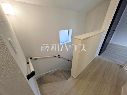 4号棟　2階廊下　【三鷹市上連雀８丁目】／撮影日2025/12/26