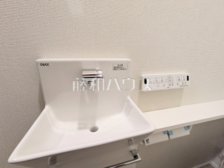 4号棟　トイレ手洗い　【三鷹市上連雀８丁目】／撮影日2025/12/26