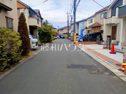 接道状況および現場風景　【府中市是政１丁目】／撮影日2026/02/27