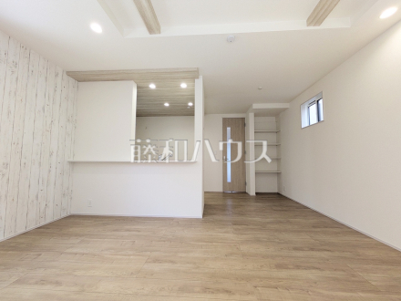 2号棟　リビング　【府中市是政１丁目】／撮影日2026/03/14