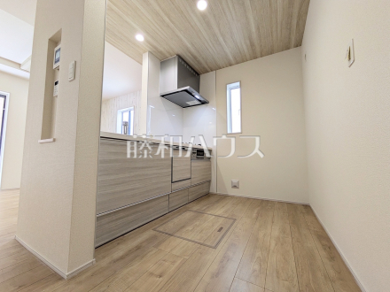 2号棟　キッチン　【府中市是政１丁目】／撮影日2026/03/14