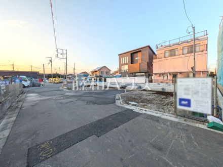 ≪接道状況≫周囲に高い建物のないエリアのため、空が大きく感じます。　【府中市日新町５丁目】／撮影日2025/12/27