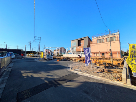 ≪現地外観≫JR南武線「西府」駅 徒歩17分！全３棟の新築分譲住宅が誕生します♪　【府中市日新町５丁目】／撮影日2025/12/12