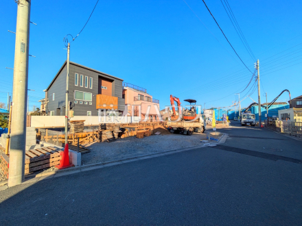 ≪接道状況≫建物のプレゼンをさせていただきますので、実際の完成イメージを思い描いていただくことができます。お気軽にお問合せ下さい。【府中市日新町５丁目】／撮影日2025/12/12