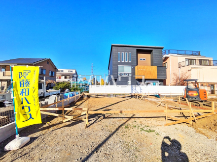 ≪1号棟　外観≫南向きバルコニーのプランのため、洗濯物もよく乾きます♪【府中市日新町５丁目】／撮影日2025/11/30