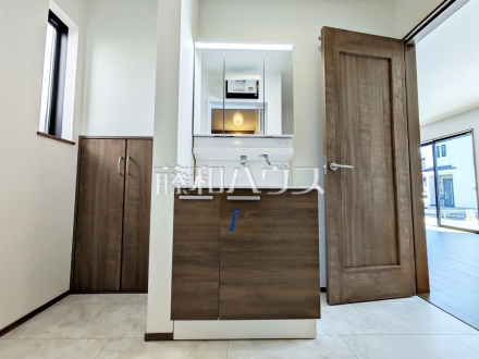 3号棟　洗面室　【府中市日新町５丁目】／撮影日2026/04/03