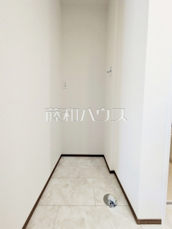 3号棟　洗濯機置き場　【府中市日新町５丁目】／撮影日2026/04/03