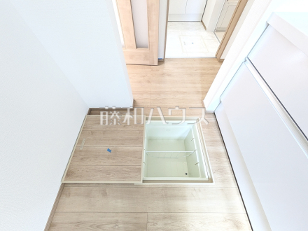 A号棟　キッチンの床下収納　【日野市落川】／撮影日2026/03/21