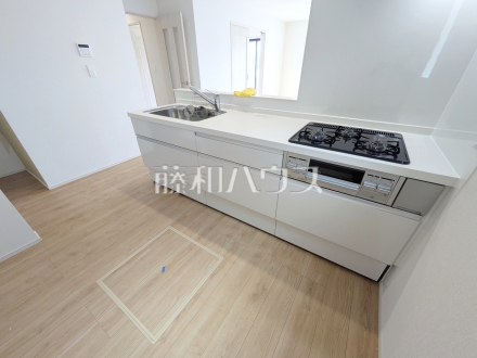 B号棟　キッチン　【日野市落川】／撮影日2026/04/06