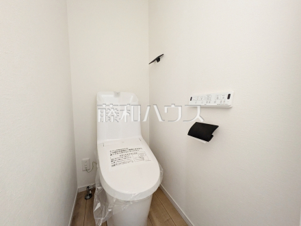 きれいでさわやか、ウォシュレット付きトイレ　【練馬区向山４丁目】／撮影日2026/02/06