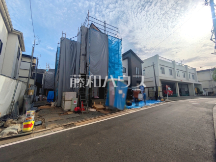 接道状況および現場風景　【府中市是政２丁目】／撮影日2026/04/17