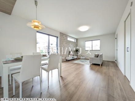 5号棟　リビング　【国立市泉３丁目】／撮影日2026/04/14