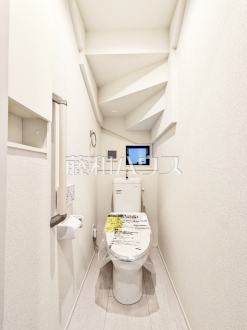 8号棟　トイレ　【新座市池田４丁目】／撮影日2026/04/10