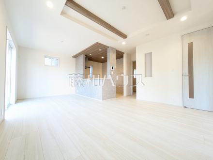 リビング　【東村山市廻田町４丁目】／撮影日2026/04/02