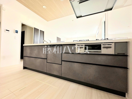 1号棟　キッチン　【府中市多磨町２丁目】／撮影日2026/04/10