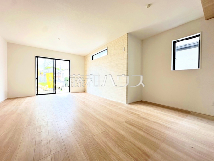 2号棟　リビング　【府中市多磨町２丁目】／撮影日2026/04/10