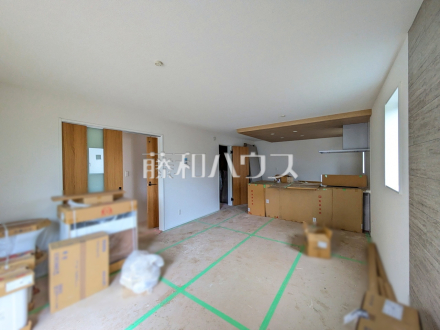 2号棟　リビング　【小平市小川町１丁目】／撮影日2026/07/18
