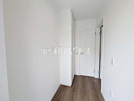 2号棟　玄関　【調布市深大寺東町４丁目】／撮影日2026/04/05