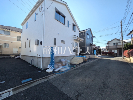 接道状況および現場風景　【練馬区大泉町３丁目】／撮影日2026/04/02