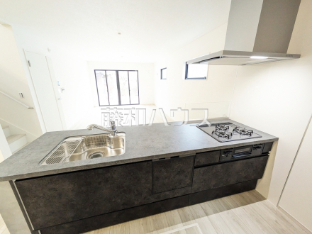 1号棟　キッチン　【東村山市諏訪町１丁目】／撮影日2026/04/09