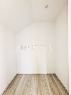1号棟　ウォークインクローゼット　【東村山市諏訪町１丁目】／撮影日2026/04/09