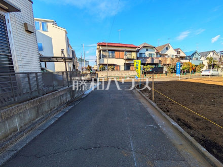 接道状況および現場風景　【練馬区西大泉１丁目】／撮影日2025/12/19