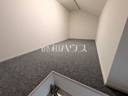 1号棟　小屋裏収納　【東久留米市小山５丁目】／撮影日2026/05/02