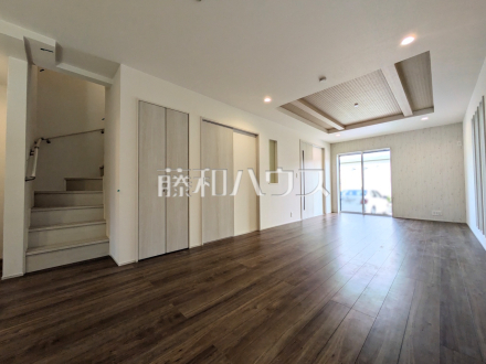 3号棟　リビング　【東久留米市小山５丁目】／撮影日2026/05/02