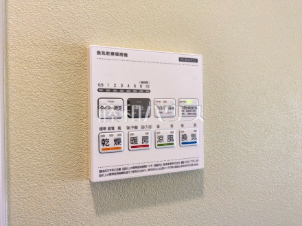 24時間換気システム 　24時間換気システムにより、花粉・PM2.5などの微小粒子物質の侵入を防ぎ、快適な室内を保ちます。 
／撮影日2026/04/17