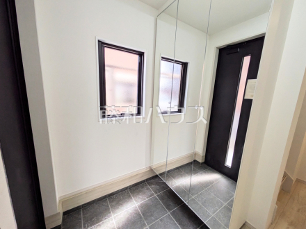 1号棟　玄関　【朝霞市幸町１丁目】／撮影日2026/02/27